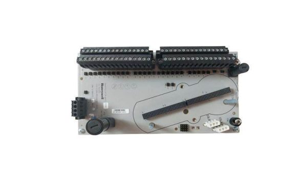 Honeywell CC-TUI041 Universal Input/Output Module